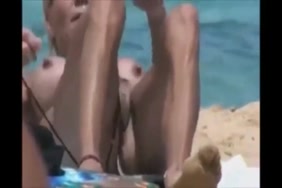 Photo porno jeune fille de 18ans grosse fesse