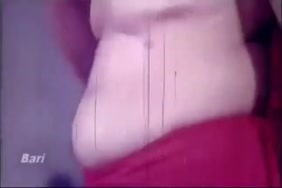 Videos de femme toute nue à la maison sexy xxx