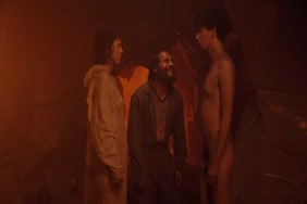 Je kiff les gros sein de ma tente