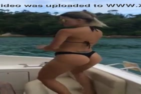 Xnxx lesbian petite feia