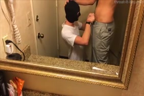 Bas âge petite xxx