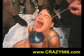 Vidéo sexe manma baise son fils dorme