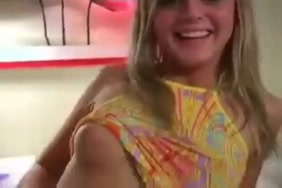 La femme nue la plus poilue dafrik
