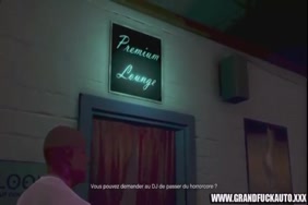 Homme qui pisse porno