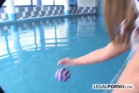 Sex et dance nue btissam tiskit