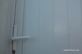 Maridos q cachan asus esposas con sus besinos