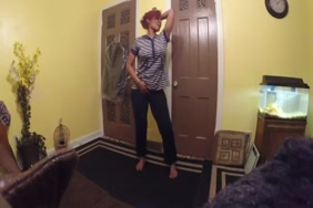 Femme besse par cheval