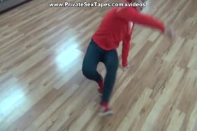 Porno entre eleve et madame en classe