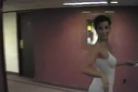 Femme qui se fait violer dans hotel video en amérique porno