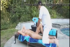 Porno baise villageois africain avec animeaux