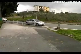 Porno video noir rwandese moin de 18 ans