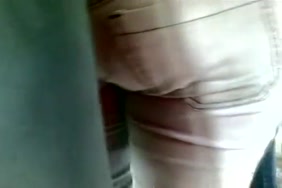 Porn il baise de force une fille