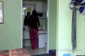 Www.porno sexe il baise sa mere dans le sommeille sur tubudy.com