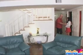 Vidéo de femme courte grosses fesses