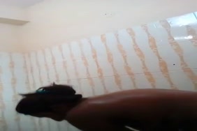 Porno d une prostituee ghaneene au gros fesse en mini robe