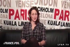 Porno jeune baise sa tante