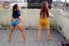 Xnxx long zizi