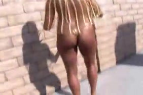 Elle baisé lorceque dor