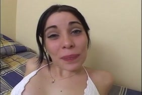 Filmdu femme qi.beze avec anomal