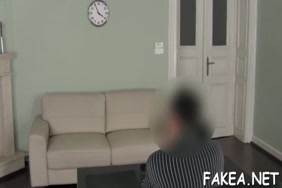 De l attaché une fille de la violé
