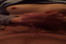 Video x une ado branle son pere pandant quil dort
