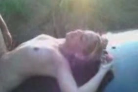 Baiser pendant quelle dort profondement porno