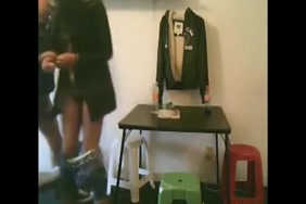 Ra9asa sexe mafi avak maman