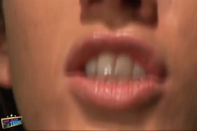 Telechargement de video de deux fille qui font lamour