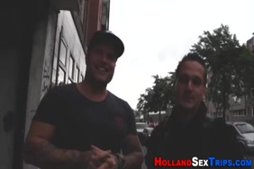 X il voit un porno avec sa tante