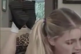 Le vidéo porno que lhomme force la femme telecharger gratuit