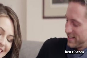 Arrache ses fringues porn