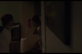 Porno une femme et un âne